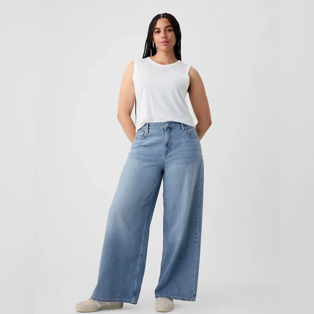 NWT GAP Baggy Mid Rise Ultra Soft Denim Wide Leg Jeans Purple tint 29 8‎ R